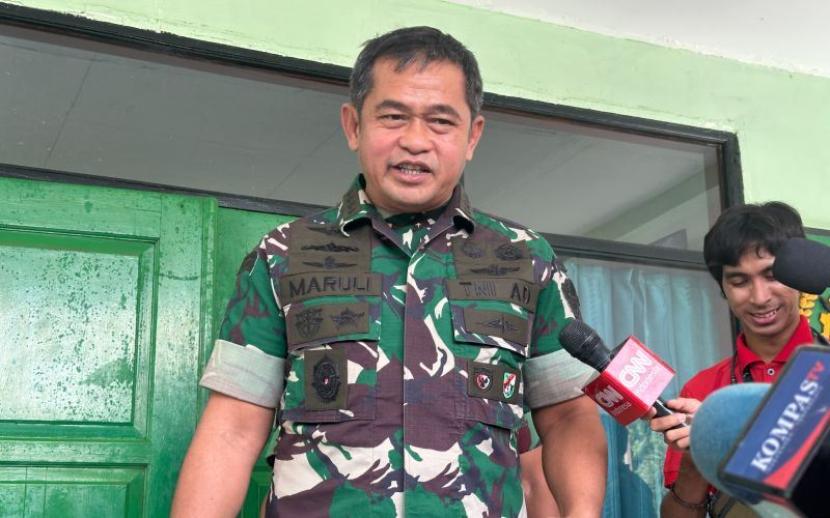KSAD Jenderal Maruli Simanjuntak saat memberikan keterangan di Kabupaten Bogor, Jawa Barat, Ahad (31/3/2024).