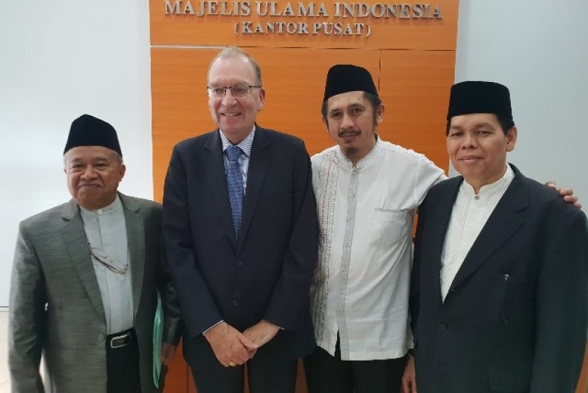 Kuasa Usaha Ad Interim (KUAI) Kedutaan Besar Selandia Baru untuk Indonesia, Roy Ferguson bertemu jajaran MUI