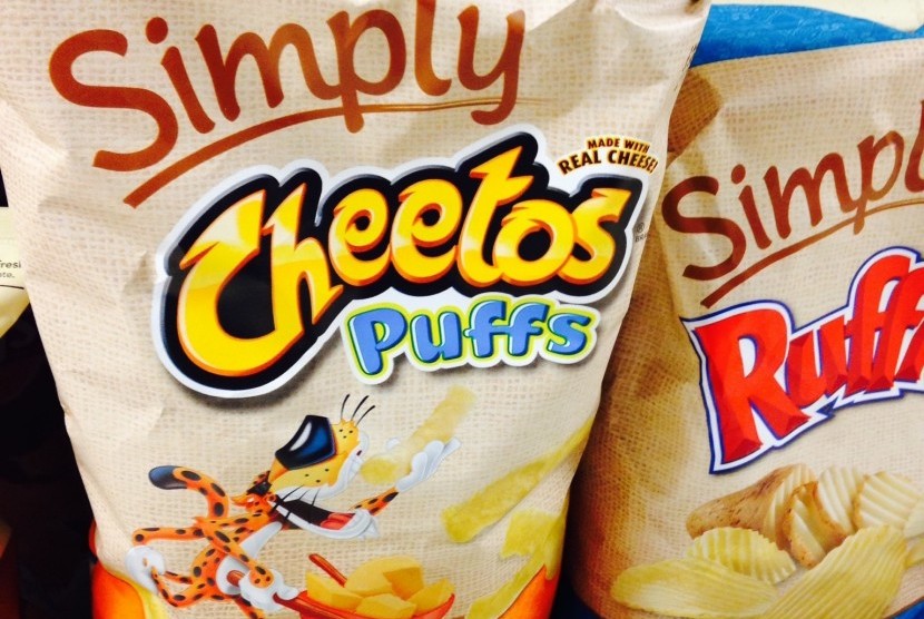 Kudapan ringan Cheetos. Pepsico akan menghentikan produksi Cheetos, Lays dan Doritos mulai Agustus 2021.