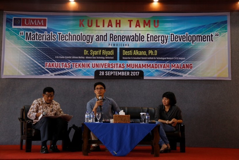 Kuliah tamu 'Materials Technology and Renewable Energy Development'.