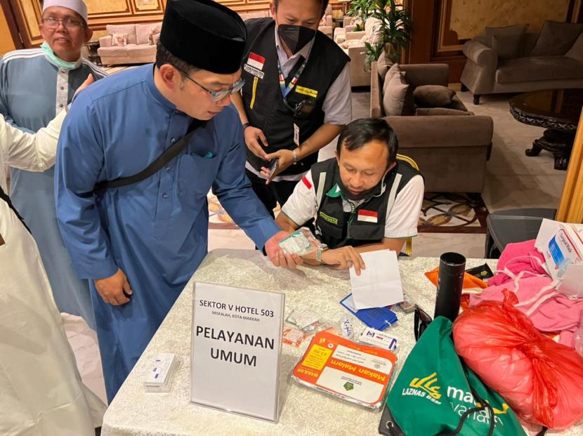 Kunjungan Gubernur Jawa Barat Ridwan Kamil ke penginapan jamaah asal Jawa Barat di Sektor 5, Makkah, Arab Saudi, Selasa (6/7).