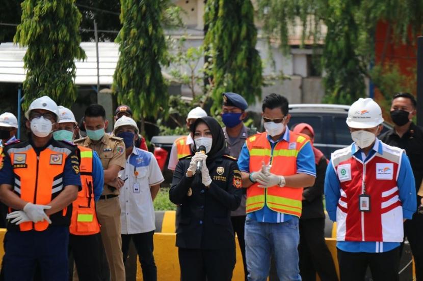 Kunjungan Gubernur Lampung diadakan dalam rangka mengecek langsung kesiapan Pelabuhan Panjang melawan Covid-19.