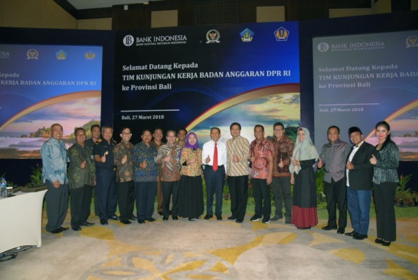 Kunjungan Kerja Banggar yang dipimpin Ketua Banggar DPR RI Azis Syamsuddin ke Bali, Selasa (27/3). 