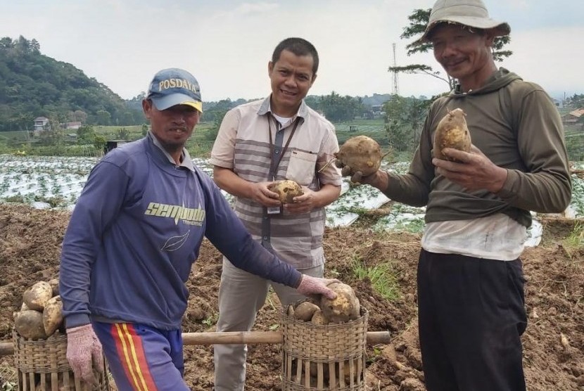 Kunjungan Kerja Direktur Jenderal Tanaman Pangan Suwandi ke Kabupaten Karanganyar Jumat (18/10),