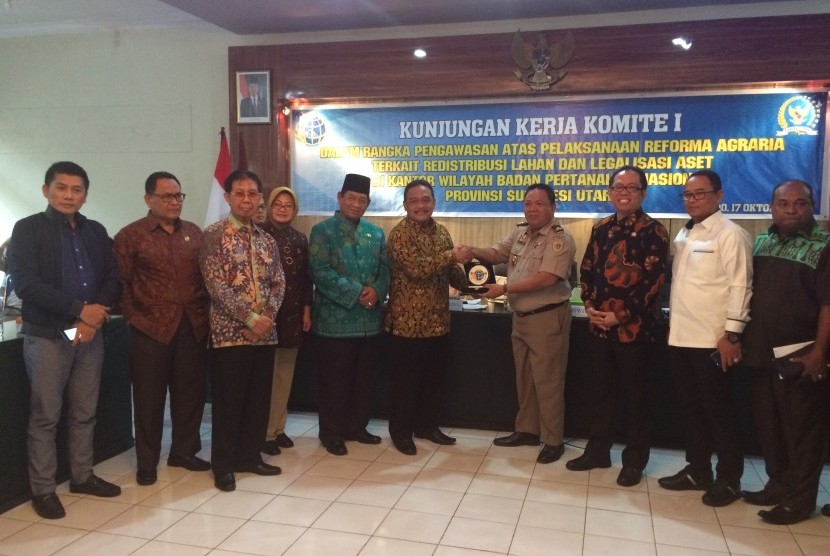 Kunjungan kerja Komite I DPD ke Sulawesi Utara dalam rangka pembahasan mengenai reforma agraria.