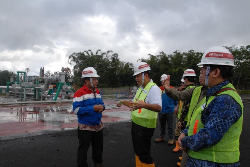 kunjungan Komisi XI ke Pembangkit Listrik Tenaga Panas Bumi (PLTP)  Lahendong, Tomohon, Manado, Jumat (24/3).