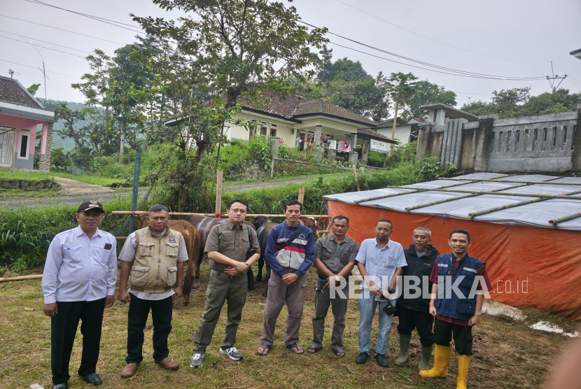 Kurban Idul Adha 1446 H di wilayah Kabupaten Sukabumi, Jawa Barat.