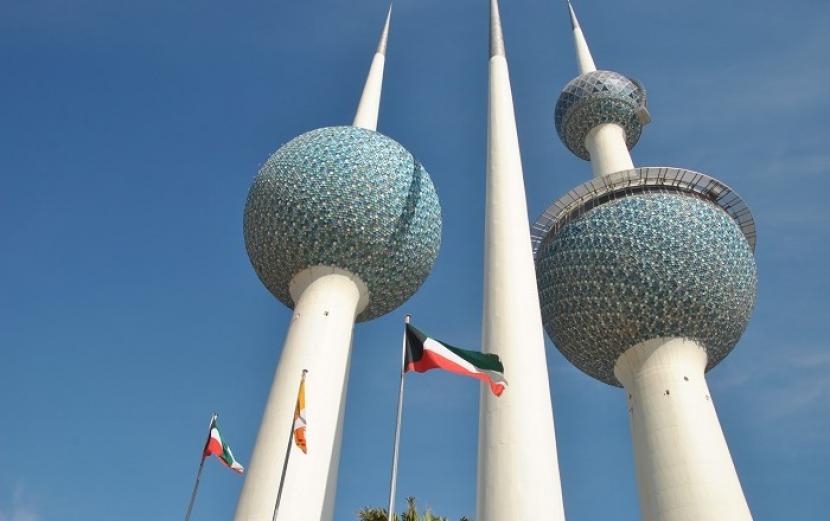 Kuwait Catat Rekor Kasus Covid-19 Tertinggi. Kuwait Towers di Kuwait.