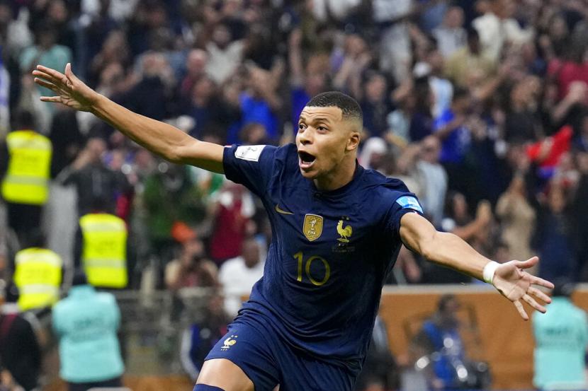 Kylian Mbappe akan menjadi kapten timnas Prancis pada kualifikasi Euro 2024.