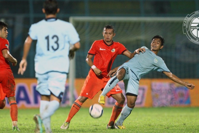 Laga Persija Jakarta Vs Persela Lamongan.