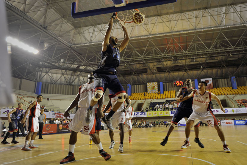 Laga turnamen basket Asean Basketball League/ABL (ilustrasi) 