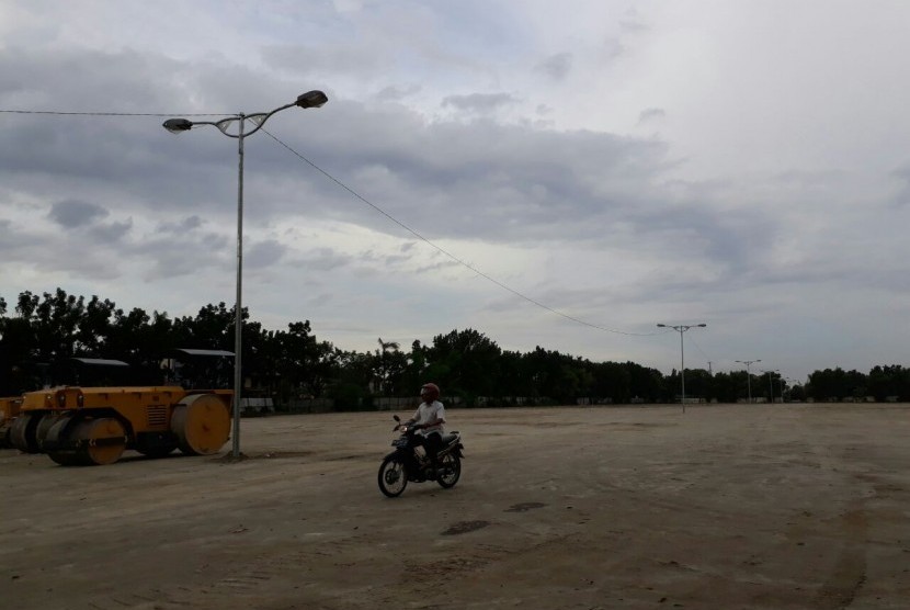 Lahan Parkir 3 Hektare Siap Tampung Tamu Bobby-Kahiyang