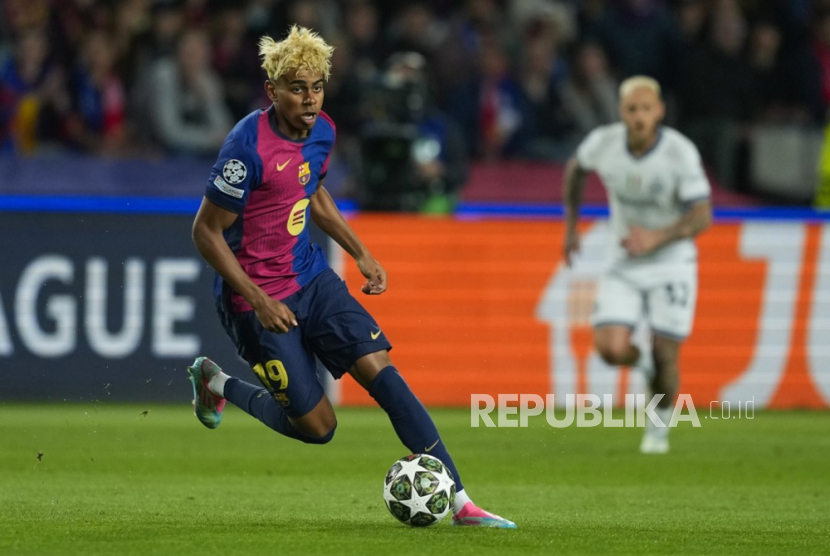 Lamine Yamal dari Barcelona 