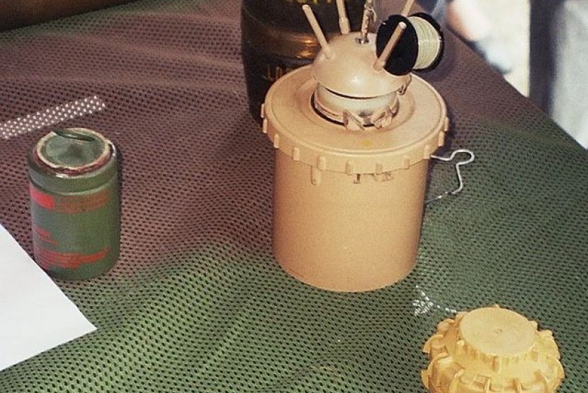 Land mine (illustration)