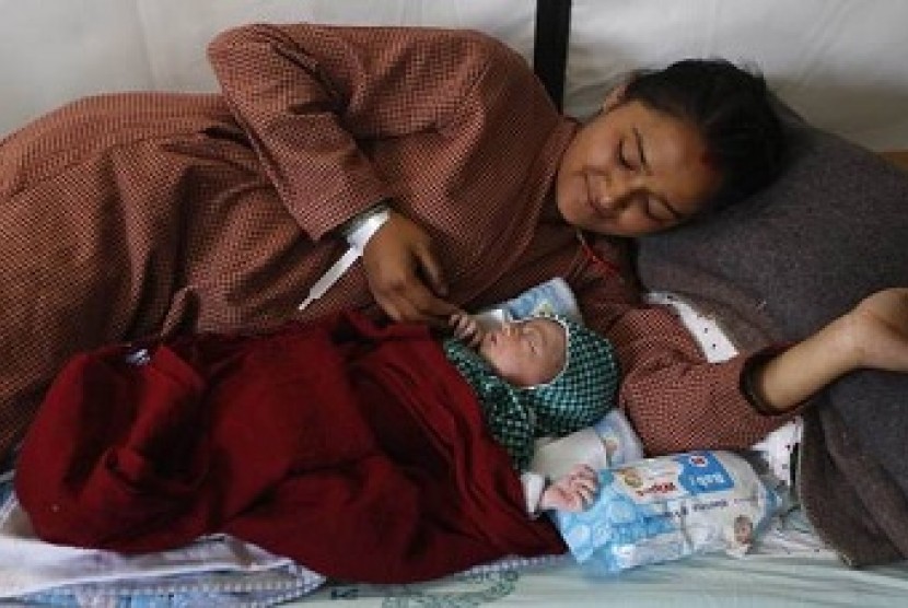 Lata Chand dan sang bayi yang lahir di tengah gempa Nepal.