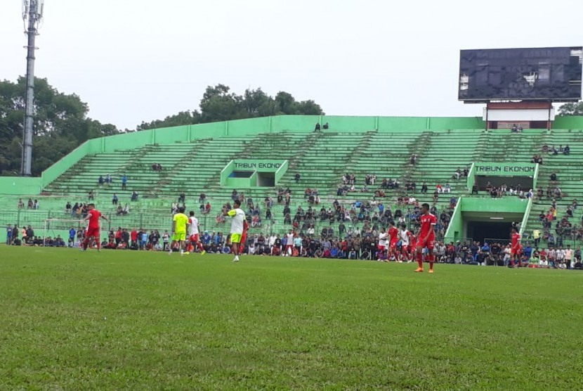 Latihan para pemain Arema FC di Stadion Gajayana, Kota Malang (ilustrasi).