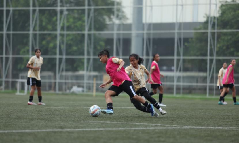 Indonesian women's national team practice.