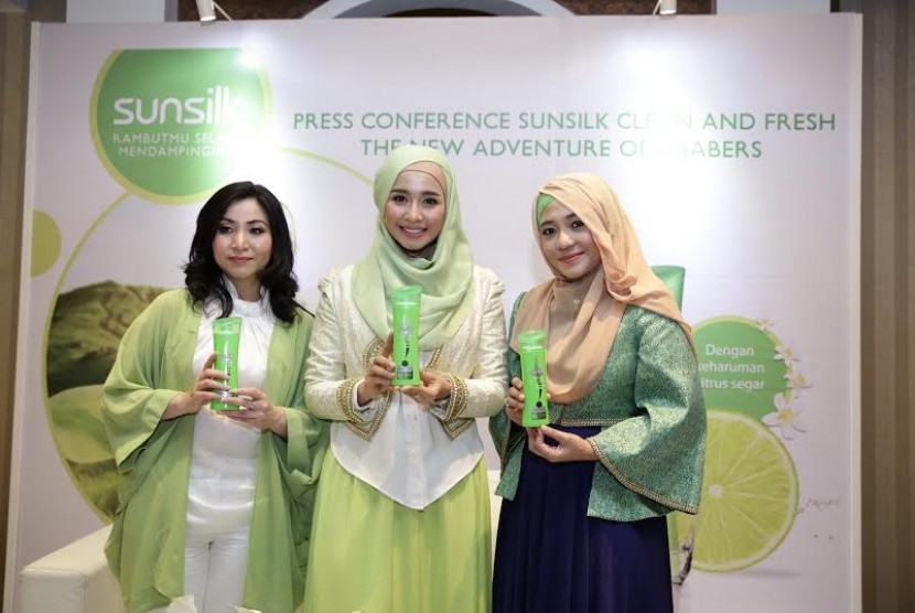 Laudya Cynthia Bella sebagai Brand Ambassador Sunsilk Clean and Fresh.