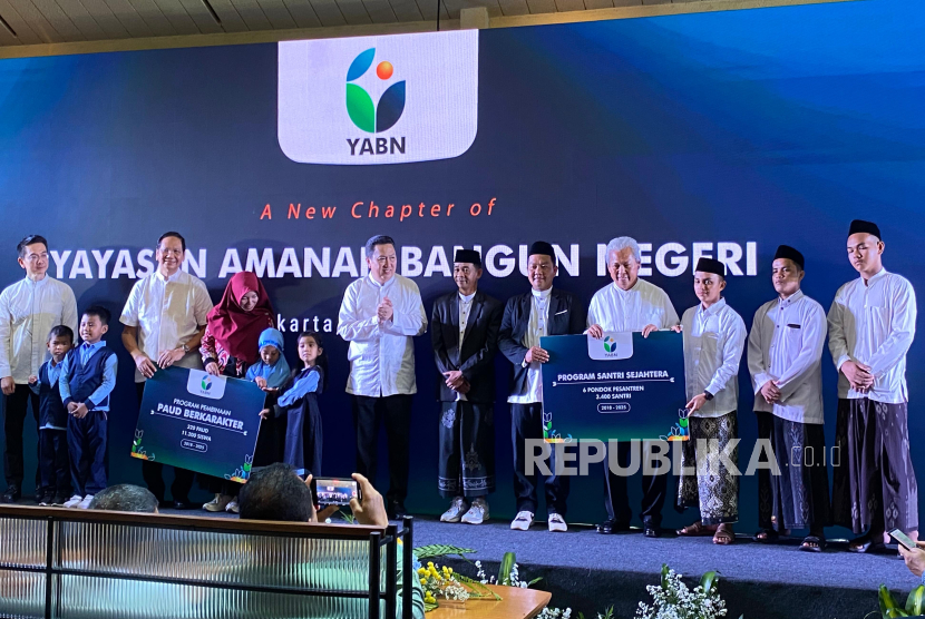Launching rebranding Yayasan Amanah Bangun Negara (YABN) di kawasan Senayan, Jakarta, Kamis (12/6/2025). 