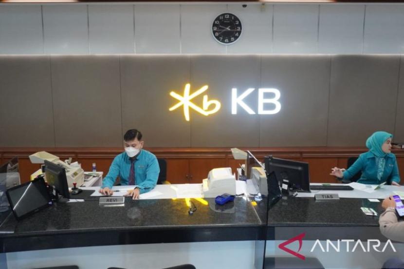 Layanan KB Bank. 