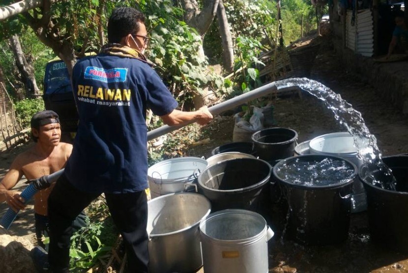 Suplai air bersih di Lombok (ilustrasi) 
