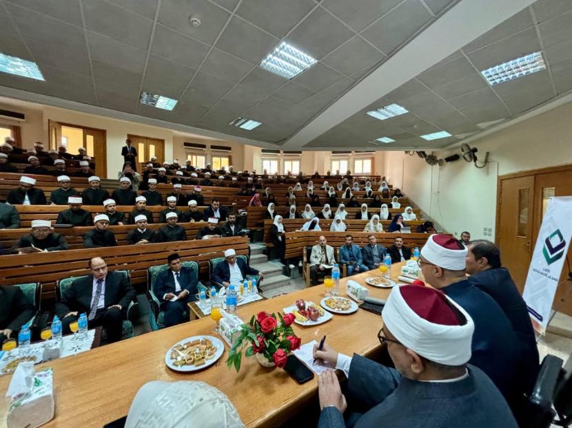 Lazis ASFA menggandeng Universitas Al-Azhar Kairo untuk program percepatan kaderisasi pesantren dan lembaga pendidikan Islam di Indonesia, di Kairo, Senin (19/2/2024).