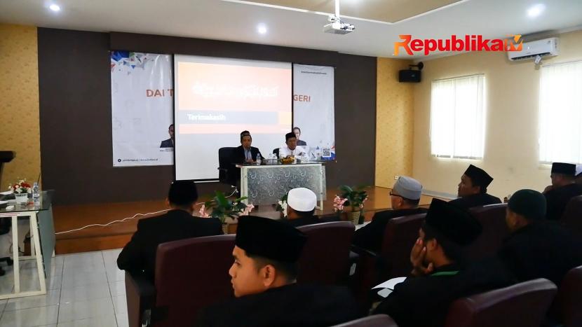 Laznas Baitul Maal Hidayatullah (BMH) berkolaborasi bersama YMB BRILian mewujudkan pemberantasan buta aksara dan buta Alquran 