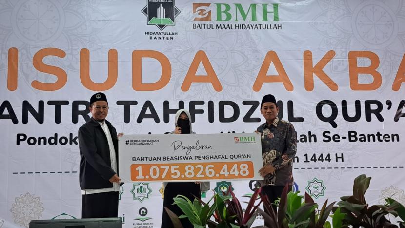 Laznas BMH dukung wisuda akbar santri tahfidzul quran di seluruh wilayah Banten.