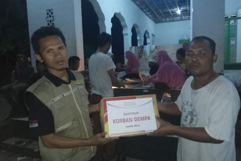 Laznas BMH mengirimkan relawan dan barang untuk membantu korban gempa Lombok.