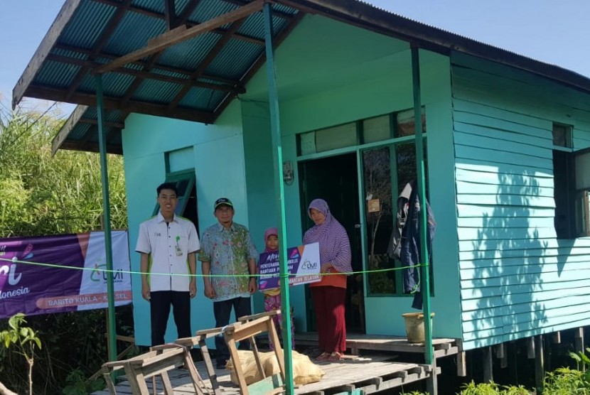 Laznas Lembaga Manajemen Infaq (LMI) memilih Mama Husna menjadi salah satu penerima program Rumah Ceria Indonesia (Ruceri).