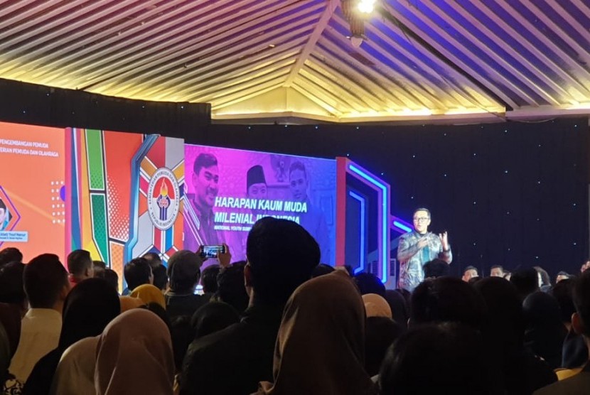 Lebih dari 2.000 peserta mengikuti kegiatan National Youth Summit Kemenpora di Hotel Grand Sahid, Jakarta Pusat, Ahad (14/4).