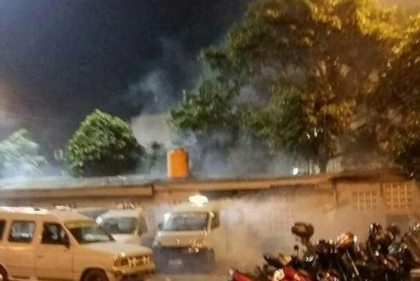 Ledakan bom di Kampung Melayu, Rabu (24/5) malam.