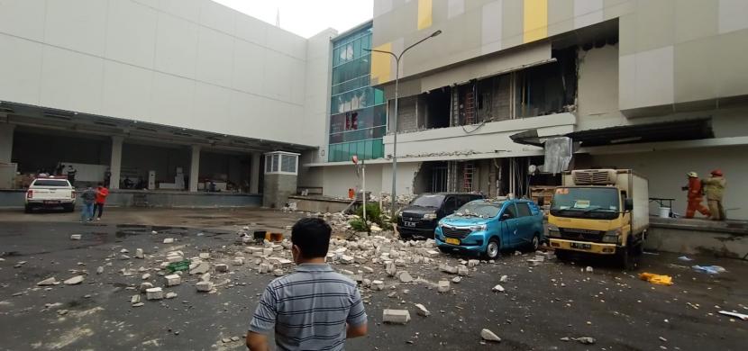Ledakan terjadi di Mal Margo City Depok, Sabtu (21/8) sore.