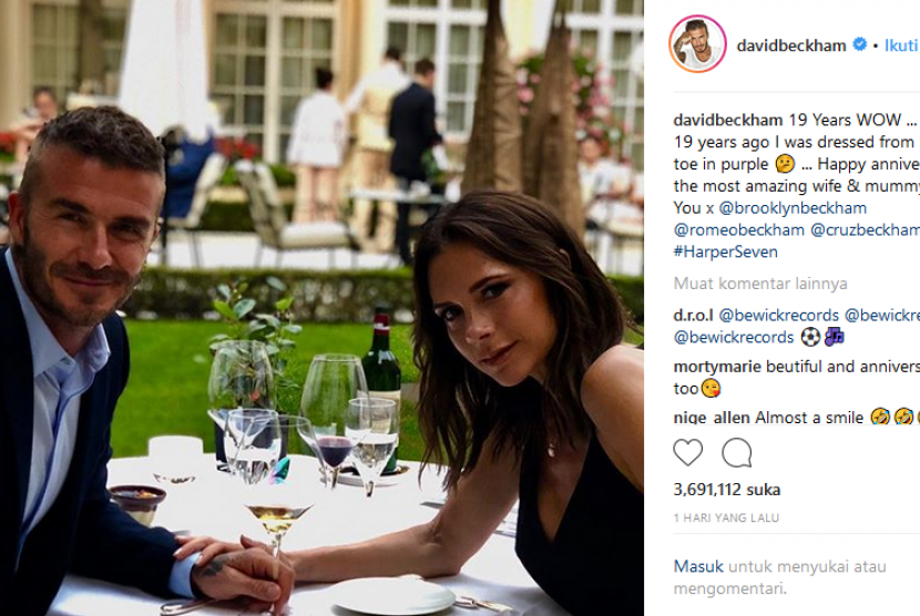 Legenda sepak bola Inggris, David Beckham mengunggah foto kebersamaannya dengan sang istri, Victoria Beckham dalam merayakan 19 tahun pernikahannya.
