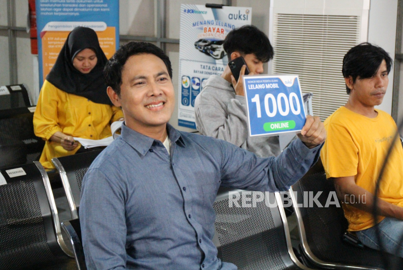 Lelang Kendaraan Kini Banyak Diakses Lewat Daring