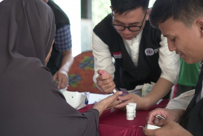 Lembaga Amil Zakat (LAZ), Inisiatif Zakat Indonesia (IZI) dan Badan Dakwah Islam (BDI) PT Medco Energi Internasional mengadakan Bakti Sosial (Baksos) dan layanan kesehatan gratis.