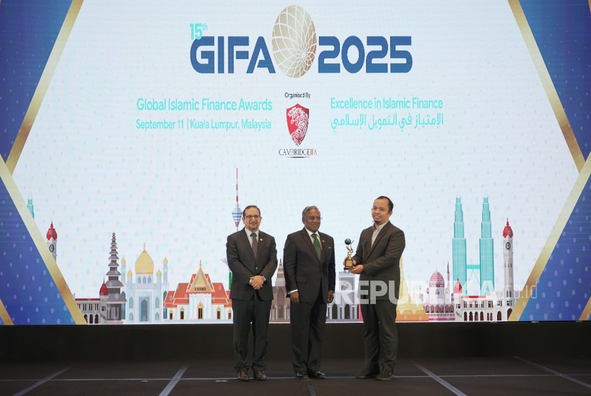 Lembaga Pemeriksa Halal (LPH) LPPOM meraih penghargaan internasional GIFA Championship Award 2025 untuk kategori Sertifikasi Halal di Kuala Lumpur, Malaysia, pada Kamis (11/9/2025).