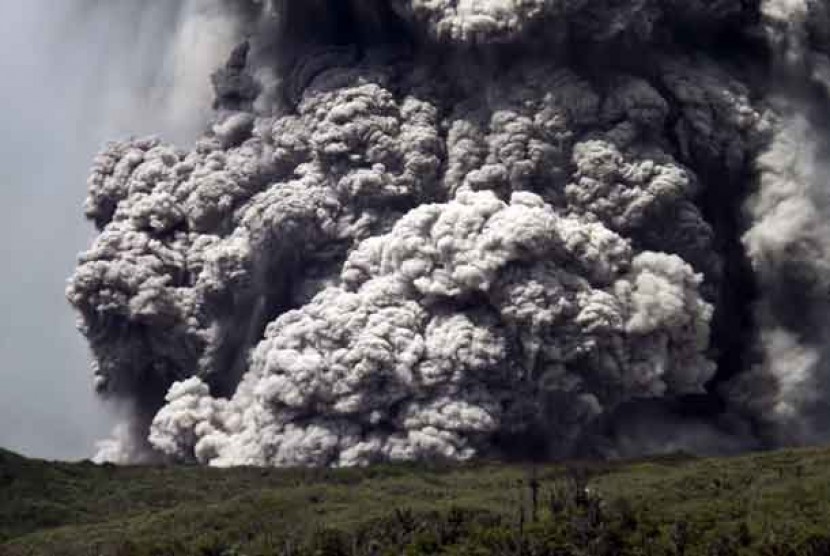 Letusan gunung berapi  (ilustrasi)