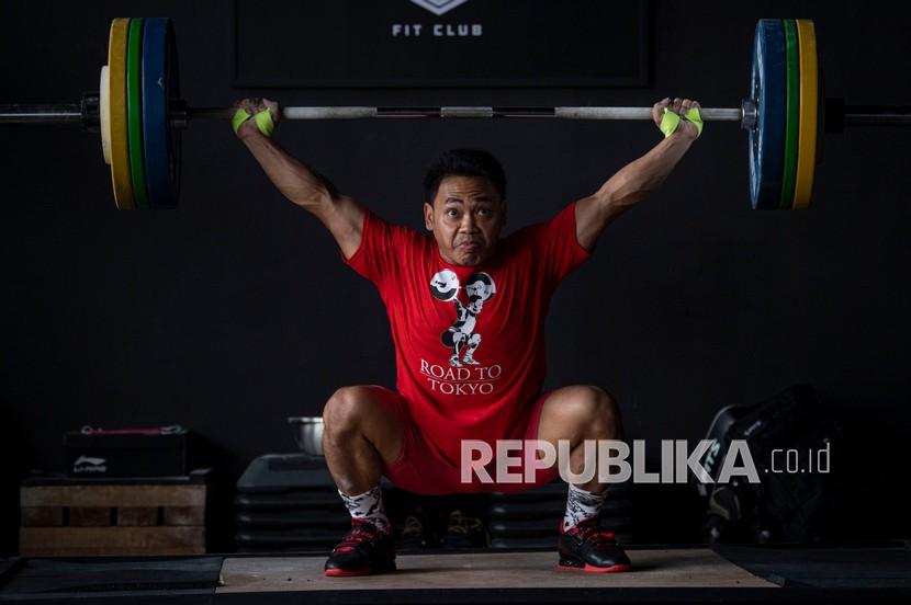 Tim Angkat Besi Indonesia Menuju Gelanggang Olimpiade Republika Online