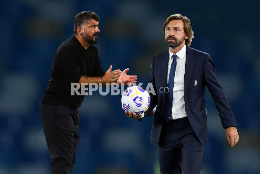 Pelatih Napoli Gennaro Gattuso vs pelatih Juventus Andrea Pirlo (kanan).