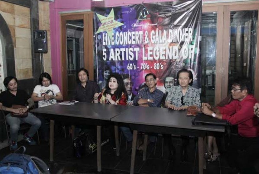 Lima musisi lawas seperti Tuti Subardjo, Mus Mulyadi, Mamiek Slamet, Ernie Djohan dan Eddie Silitonga akan tampil dalam panggung 'Berikan Daku Harapan: Tribute to Nusantara'