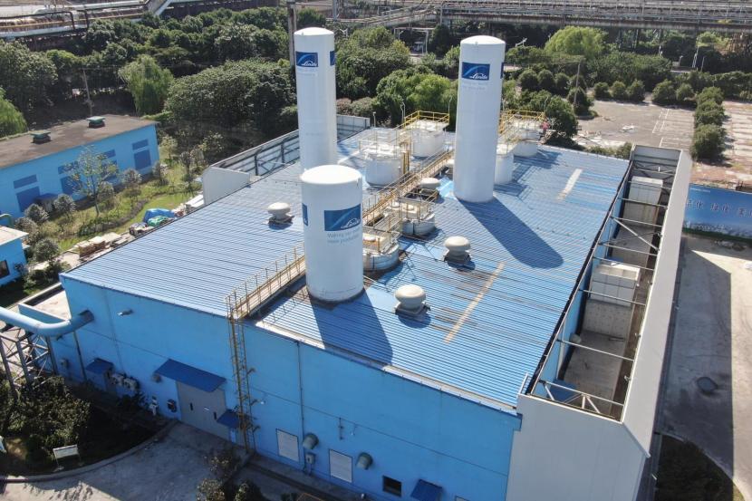 Linde, a leading gases and engineering company, today announced that it has signed a contract with PT Smelting (PTS) to supply additional oxygen to support the expansion of PTS copper smelter operations at Gresik, East Java.