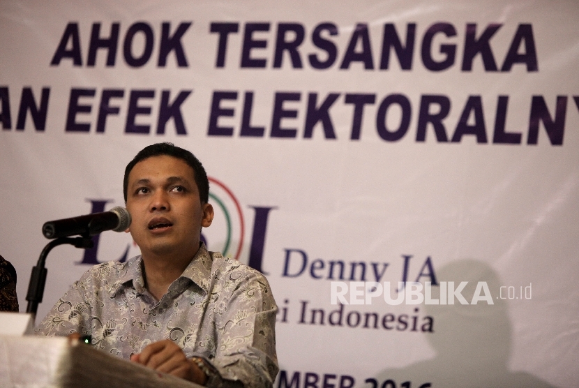 Lingkar Survei Indonesia (LSI) Denny JA , Ardian Sopa.