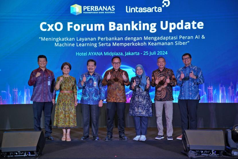 Lintasarta-Perbanas di Forum CxO Forum Banking Update. 