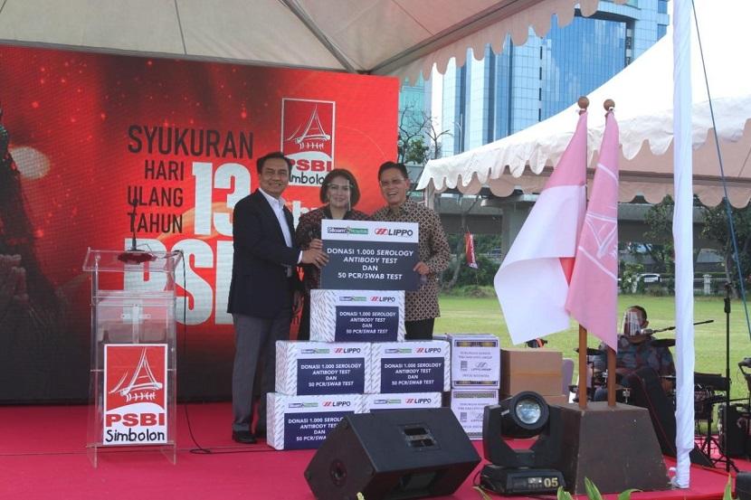Lippo melakukan aksi bersama dengan Perkumpulan Adat Marga Simbolon Seluruh Indonesia, Punguan Simbolon Dohot Boruna se-Indonesia (PSBI), membagikan 15 ribu paket bantuan sosial dan 1.050 test kit Covid-19.