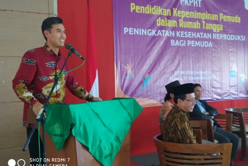 Literasi Pranikah Kemenpora dilaksanakan di Kota Solo dalam acara Pendidikan Kepemimpinan Pemuda dalam Rumah Tangga PKPRT Universitas IAIN Surakarta, Rabu (18/12).