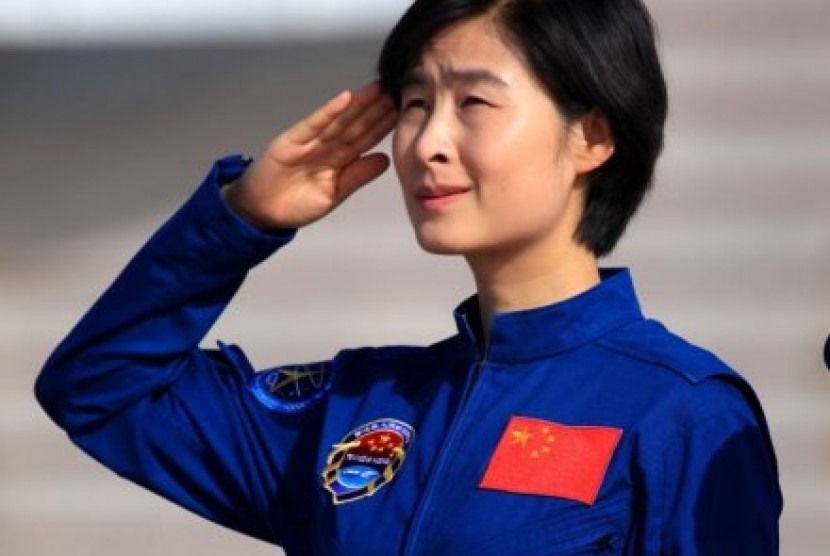 Liu Yang, astronot perempuan Cina pertama