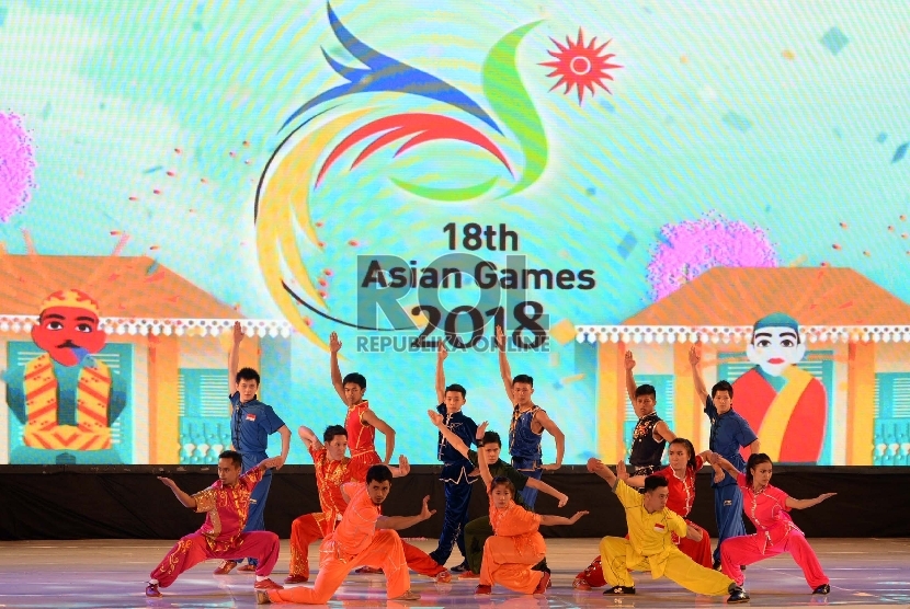 Logo Asian Games 2018 ditampilkan saat peringatan Haornas 2015 di Istora Senayan, Jakarta, Rabu (9/9). 