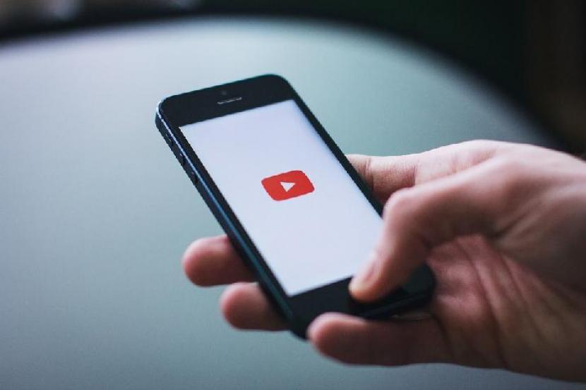 YouTube sudah melarang video yang secara langsung mempromosikan gangguan makan. Sekarang YouTube sedang membatasi konten yang mungkin secara tidak sengaja mendorong perilaku tersebut./ilustrasi