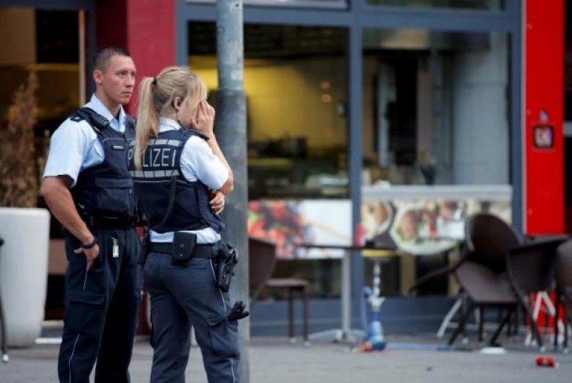 Lokasi penyerangan yang dilakukan seorang pengungsi Suriah di Reutlingen, Jerman, Ahad (24/7).